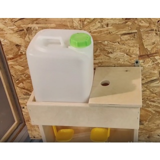 Поилка  ниппельная для кур 