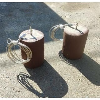 Якорь - бетон .